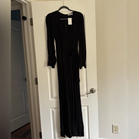 Reformation Molly Black Surplice Wrap Wide Leg long sleeve Jumpsuit Size 6 - Picture 8 of 11